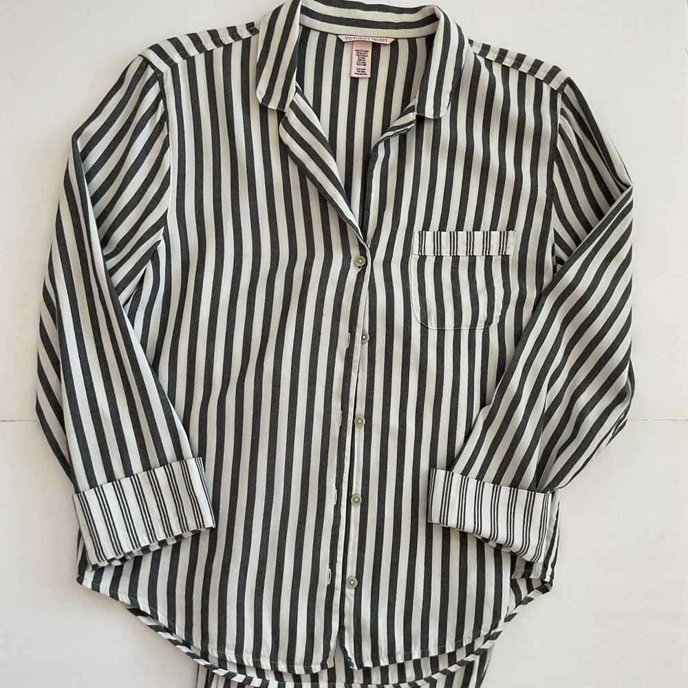 Victoria's Secret Grey Striped Pajama Set Size S